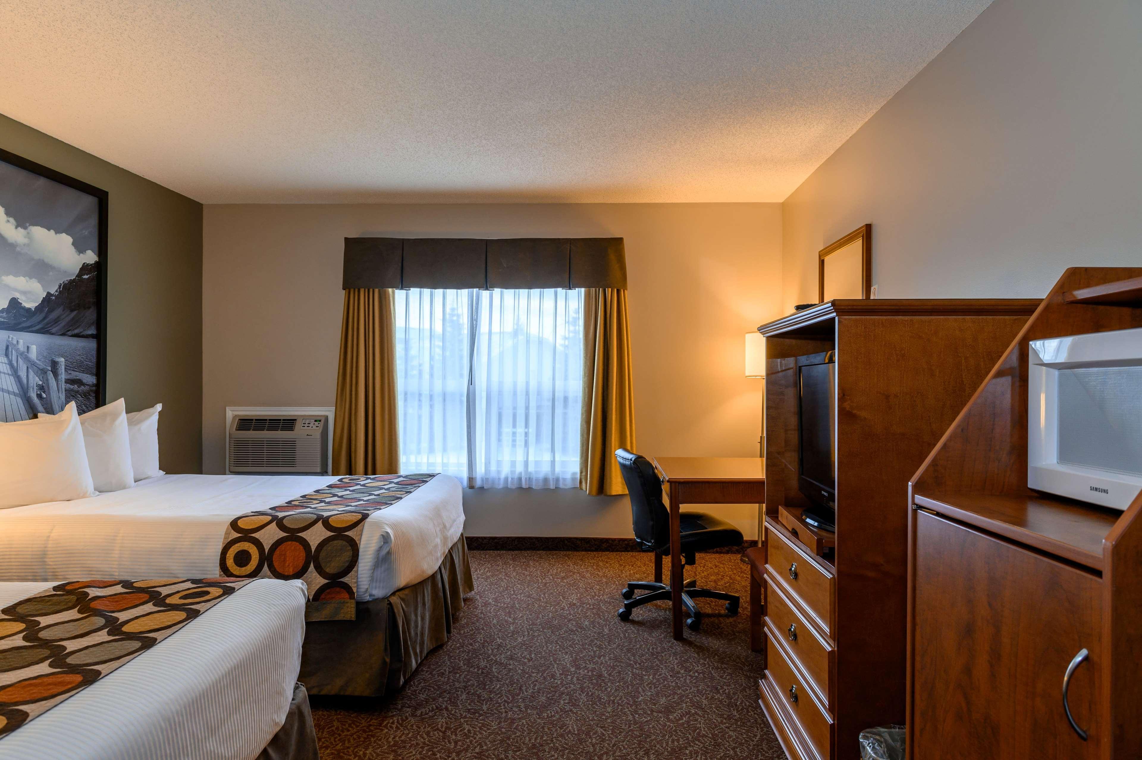 Hotel Super 8 By Wyndham Cochrane Esterno foto