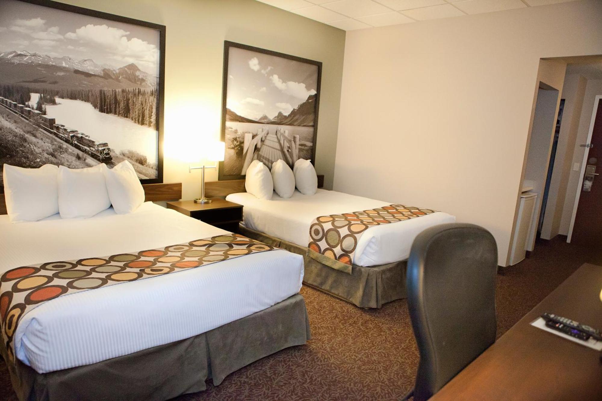 Hotel Super 8 By Wyndham Cochrane Esterno foto